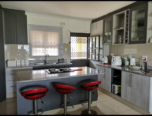 3 BEDROOM HOUSE FOR SALE IN UMGABABA